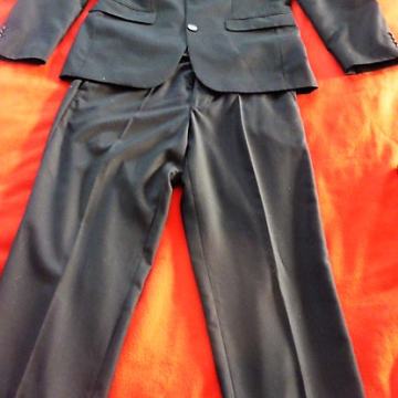 Muško odijelo - Angelo Litrico vel. 46 Novo