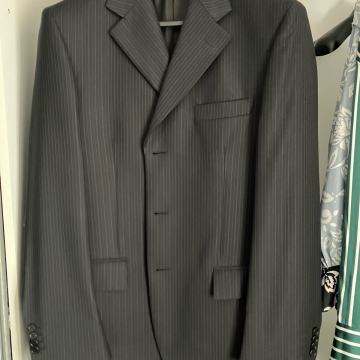 Muško odijelo čista vuna