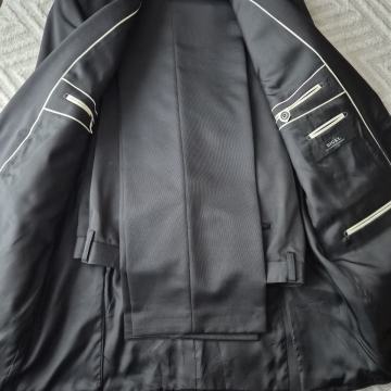 Muško odijelo, DIGEL