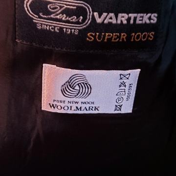 MUŠKO ODIJELO 10eur