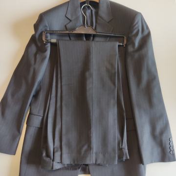 Muško odijelo Varteks