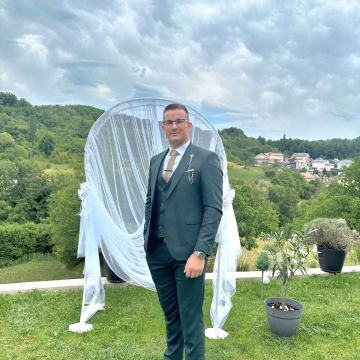 Muško odijelo vel.56