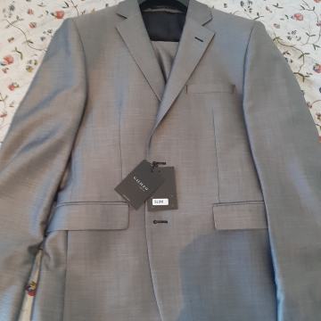 Muško sivo odijelo Galileo