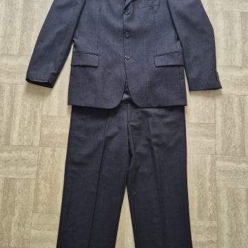 Muško talijansko odijelo vel. 48