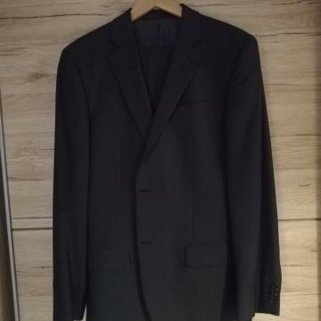 s.Oliver novo muško odijelo