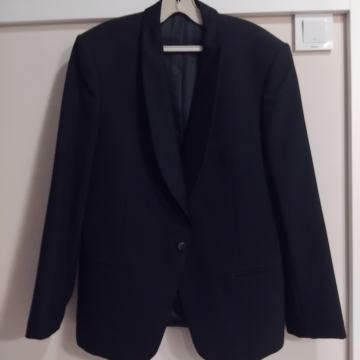 Prodajem crni muski sako