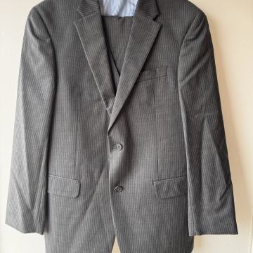 Tommy Hillfiger 11 Musko Odijelo+Prsluk vel.50