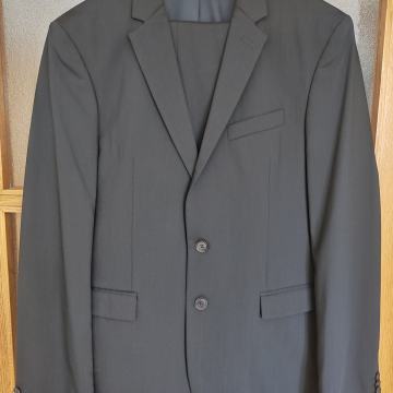 Varteks DiCaprio odijelo veličina 52