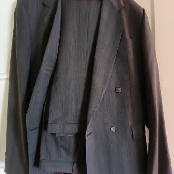 Varteks muško odijelo