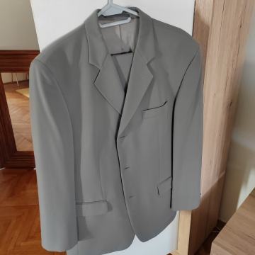 Varteks odijelo ODLIČNO STANJE