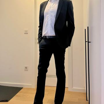 Zara Man crno odijelo (sako + hlače + remen), EU 52/42 – poput novo!