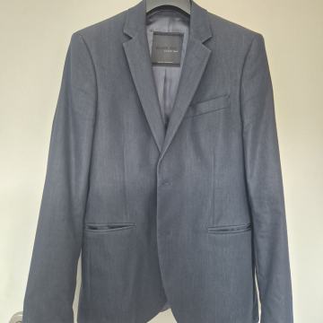 Zara tamno plavi sako, slim fit 48