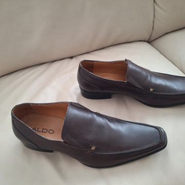 ALDO kozne cipele br 44