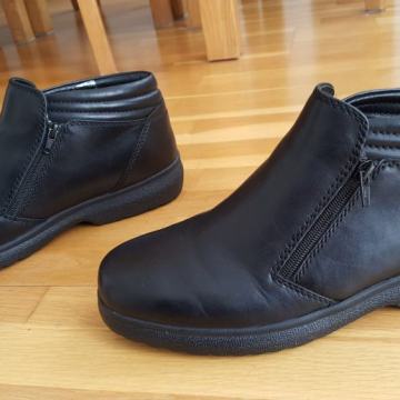 Ara zimske kožne čizme br 45