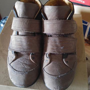 Armani cipele za dečka br 37