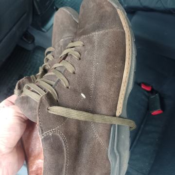 Bata br 44 kožne kvalitetne ugodne cipele