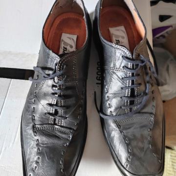 Bata cipele, broj 41.5, 15 eura