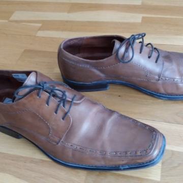 BATA kozne cipele br 44