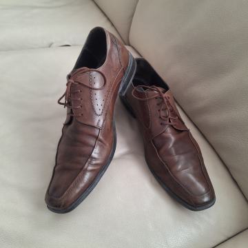 Bata kozne cipele br 46