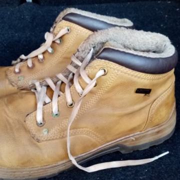 BKT BR. 44 KOŽNE GLEŽNJAČE KVALITETNE UDOBNE I TOPLE