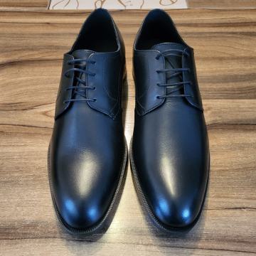 Boss kožne cipele, broj 44,5 nove, orginalne!