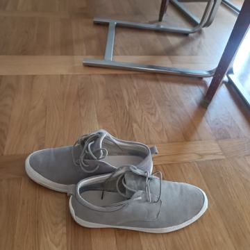 Casual tenisice. Kao nove. Piazza Italia. Veličina 45