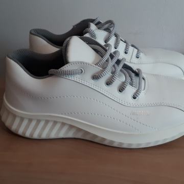 Radne cipele Artra br.41 - nove