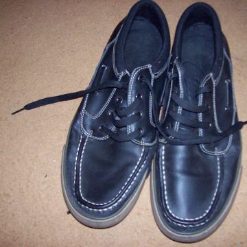 CIPELE MUŠKE BROJ 45