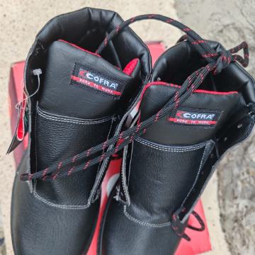 Cofra radne cipele br.44