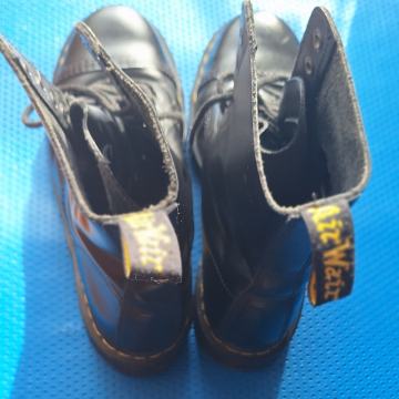 Dr. MARTENS - VELIKI POPUST!!