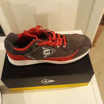 dunlop radne cipele br.48