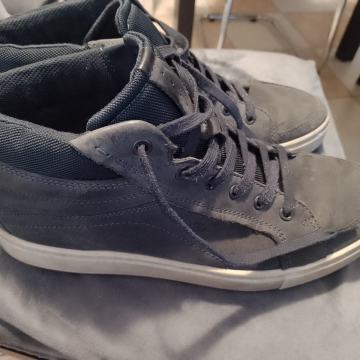 Ecco br.43 kožne kvalitetne udobne i lijepe gležnjače