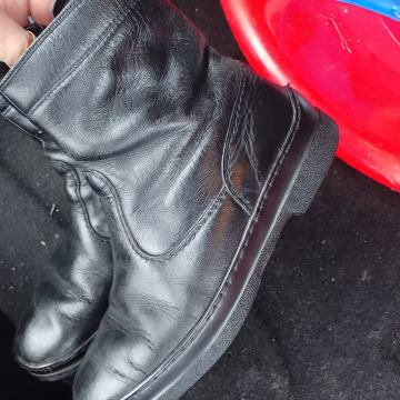 Gallus br.41 kožne postavljene kvalitetne čizmice