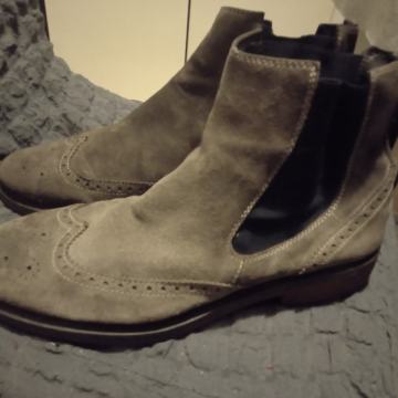 URBAN BR.44 KOŽNE KVALITETNE GLEŽNJAČE