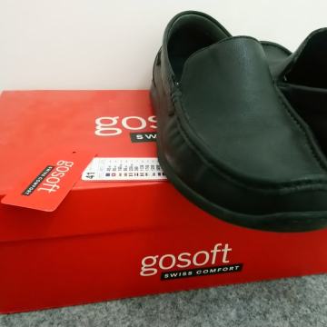 MUSKE CIPELE MOKASIN 41.5 KOZA CRNE GOSOFT SWISS