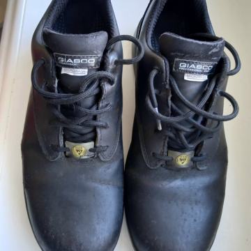 GIASCO PROFESSIONAL microwash muške crne sigurnosne cipele br 45,e