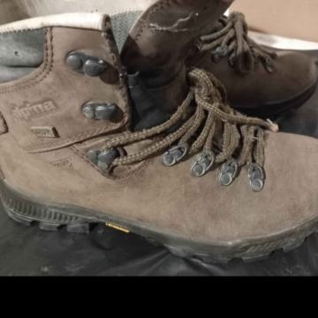 Gojzerice u jako dobrom stanju