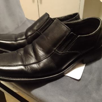 GOER br. 41 kožne kvalitetne udobne i elegantne cipele