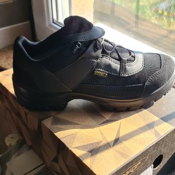 INKOP , MUŠKE CIPELE br. 43 , NOVO