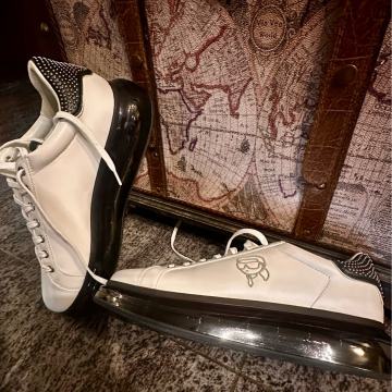 KARL LAGERFELD BR.44