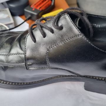 Kožne cipele broj 43