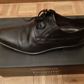Kožne crne muške cipele Bugatti