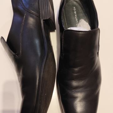 Kožne muške cipele