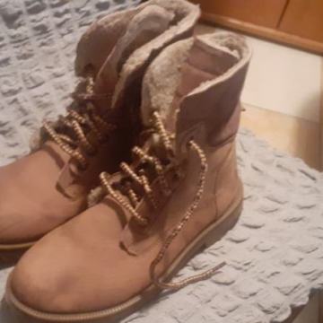 Lasocki br.39 kožne kvalitetne udobne čizmice