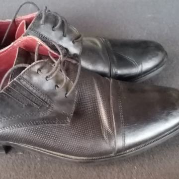 Lasocki br.43 kožne cipele kvalitetne i udobne