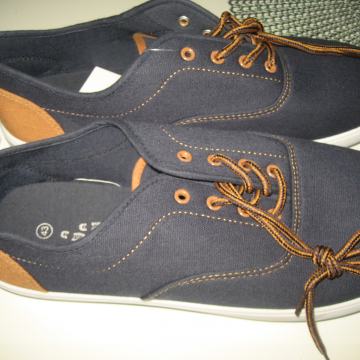 MUŠKE CIPELE BR.43  NOVO