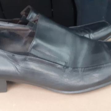 Maxx br.42 kožne kvalitetne cipele