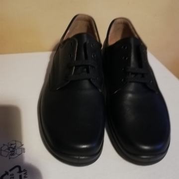 Muške kožne cipele br. 40, Novo!!