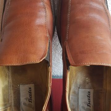 MUŠKE CIPELE BR 45 , MALO KORIŠTENE. ITALIJANSKI MODEL