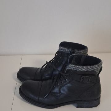 Muške MUSTANG cipele Br.41. Očuvane - Koža